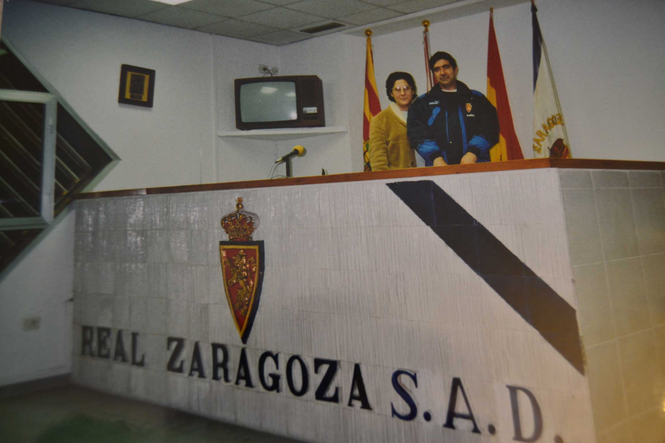 Felipe y Segunda se hacen una foto en la Sala de Prensa una vez terminada. Fuente: Redacción
