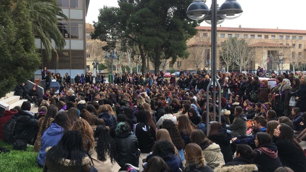 Huelga feminista 8M mujeres