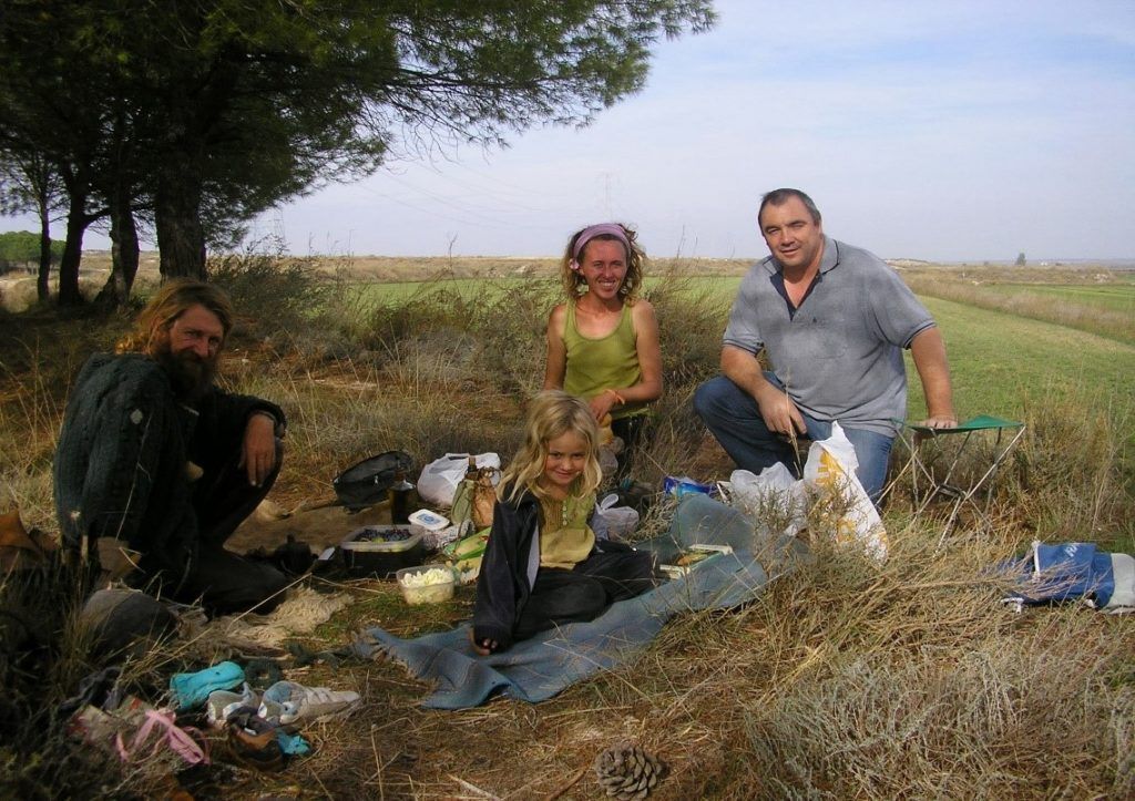Jesús con la familia ambulante.