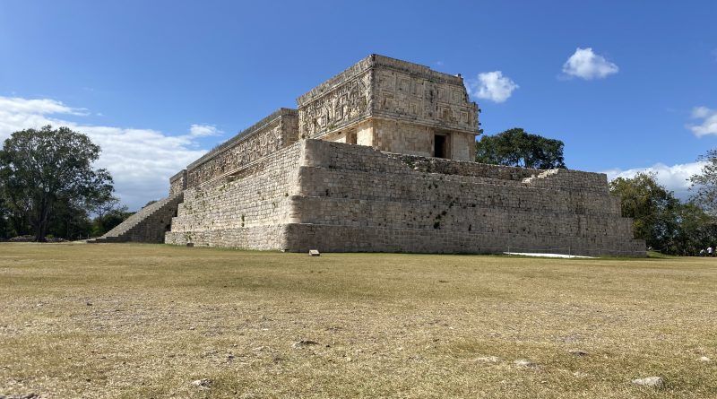 piramide uxmal