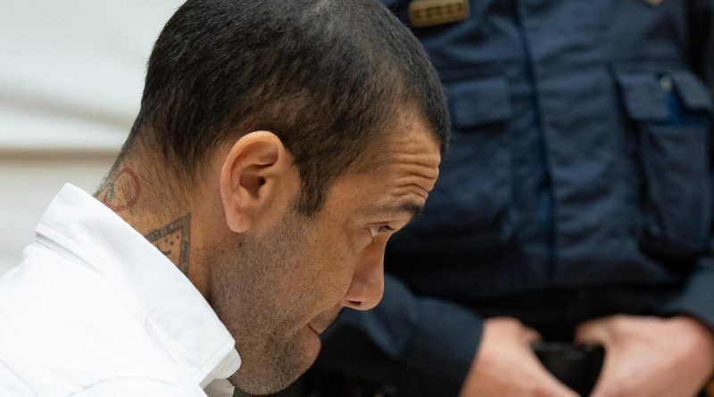 Dani Alves durante el juicio