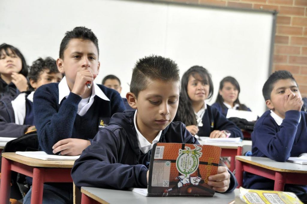 Colegio de Bogotá, Colombia. Fuente: Periódico Las 2 Orillas – Secretaría de Educación del Distrito.