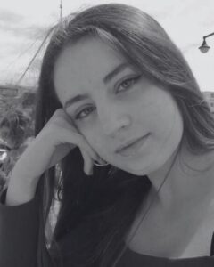 Alba Ortubia | Redactora