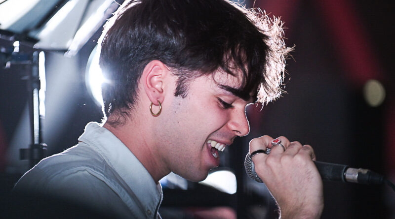 Arey, cantante